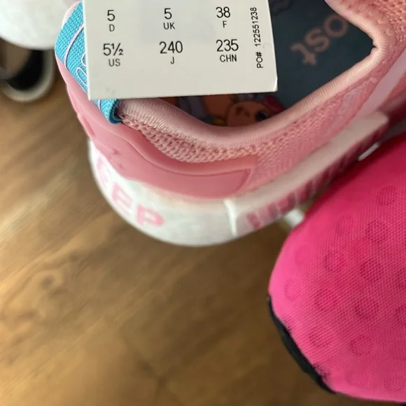 Bo Peep Adidas - Picture 2 of 2